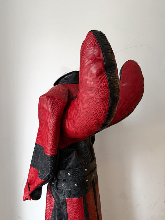 FAKE LEATHER COAT HORNS